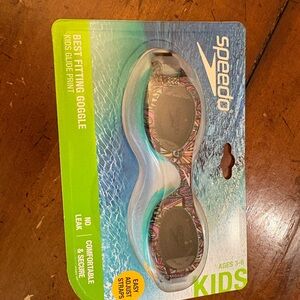 Speedo Kids Goggles with Colorful Print